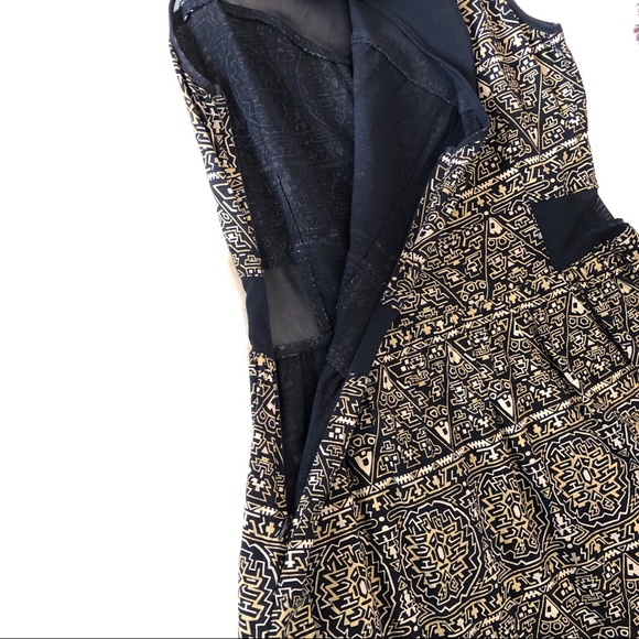Forever 21 Black & Gold Sheer Accented Dre… - Picture 7 of 8